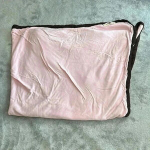 🐥 Beba Bean  - Viscose triangle cover/blanket nursing baby blanket